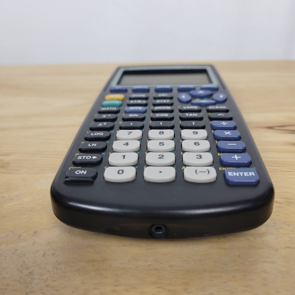 Texas Instruments TI-83 Plus Graphing Calculator Tested Works Case Included - Picture 9 of 13